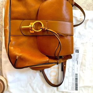 Chloe medium Lexa in mustard brown